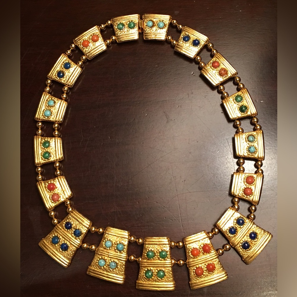 Vintage Jewelry Necklace Bib Collar gold tone with Multicolored stones